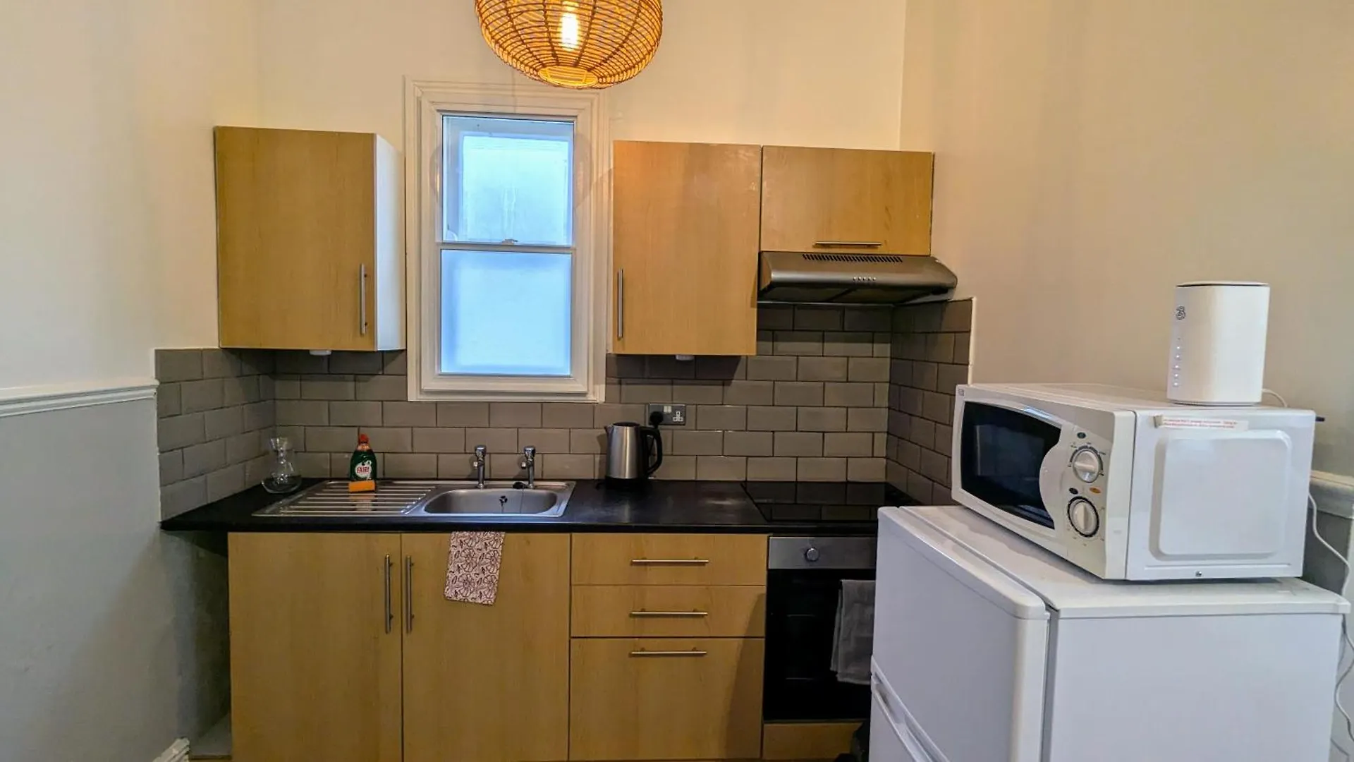 아파트 Central Studio Flat By The Sea 브라이턴